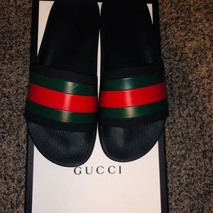 Gucci Pursuit Web Rubber Slide/Sandal